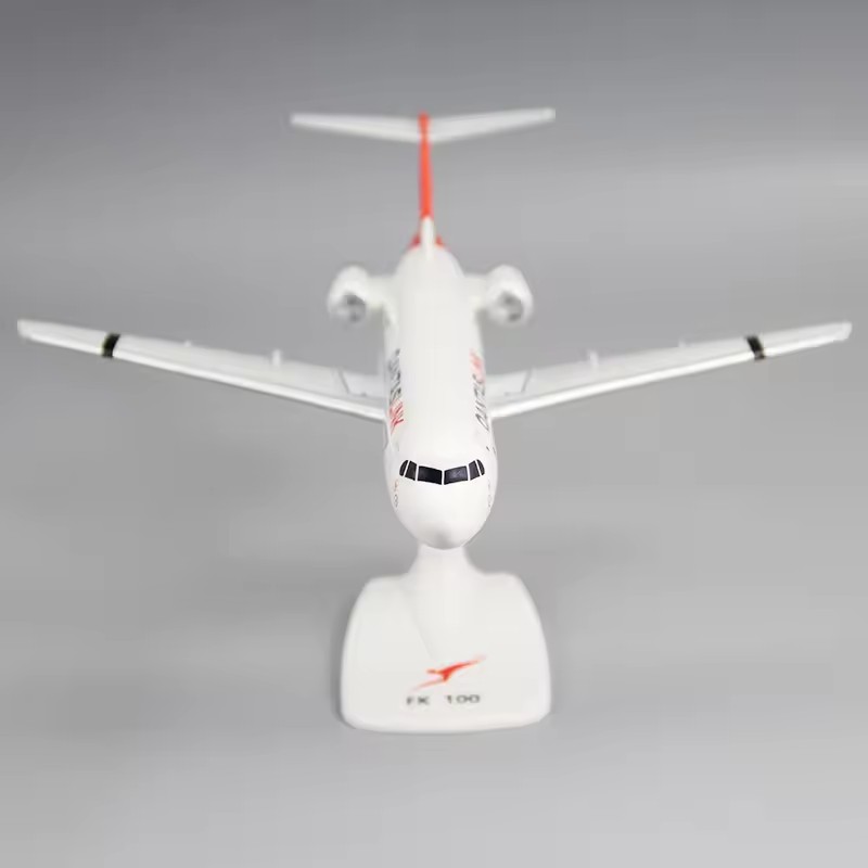 New 1:100 Scale Fokker FK-100  – Model Airplane Plastic recenzja i cena